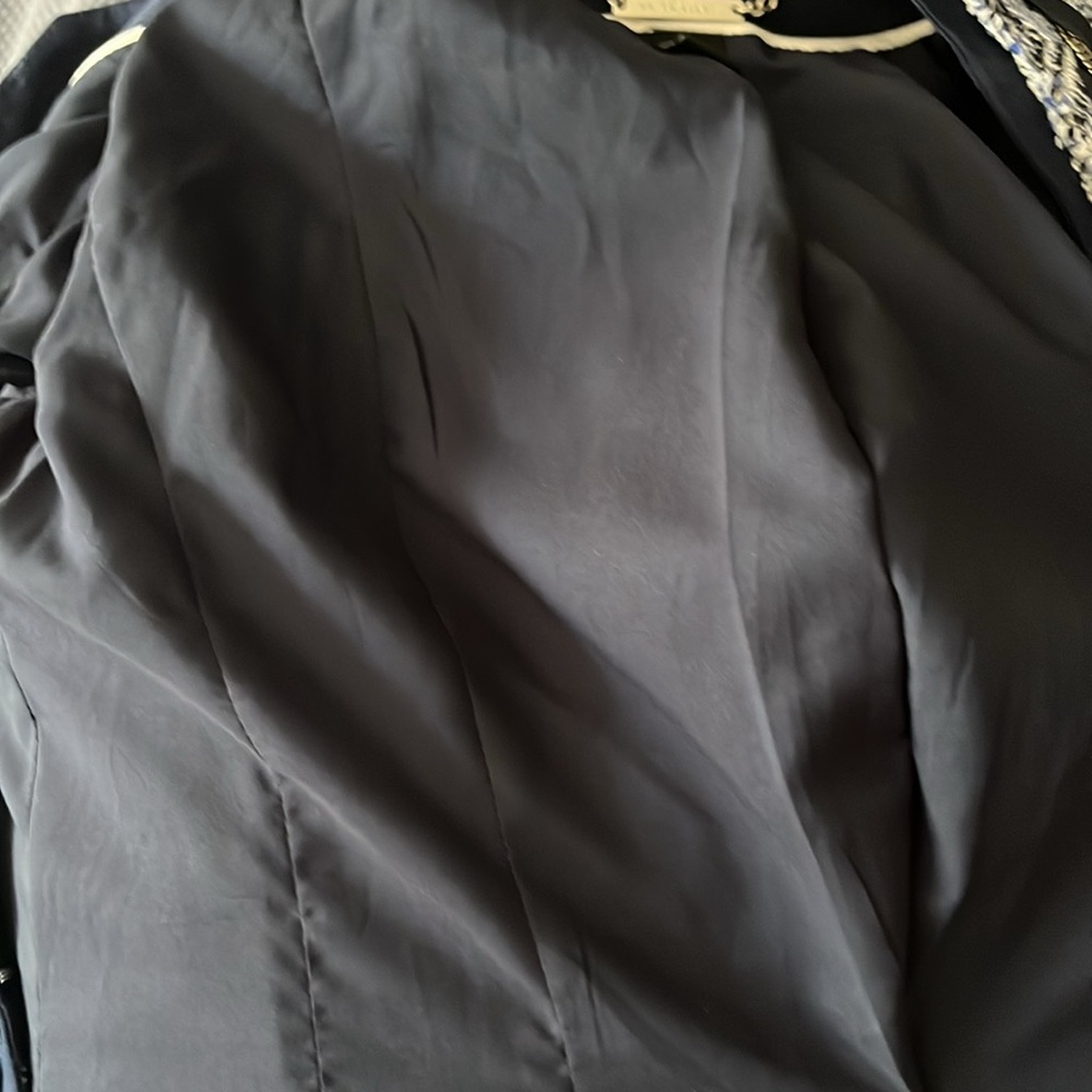 White House Black Market jacket - Picture 7 of 12